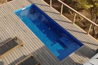 Lindeman 5.0m in AquaGuardTM Quartz Ultra Mid Blue Shimmer Finish Web_converted